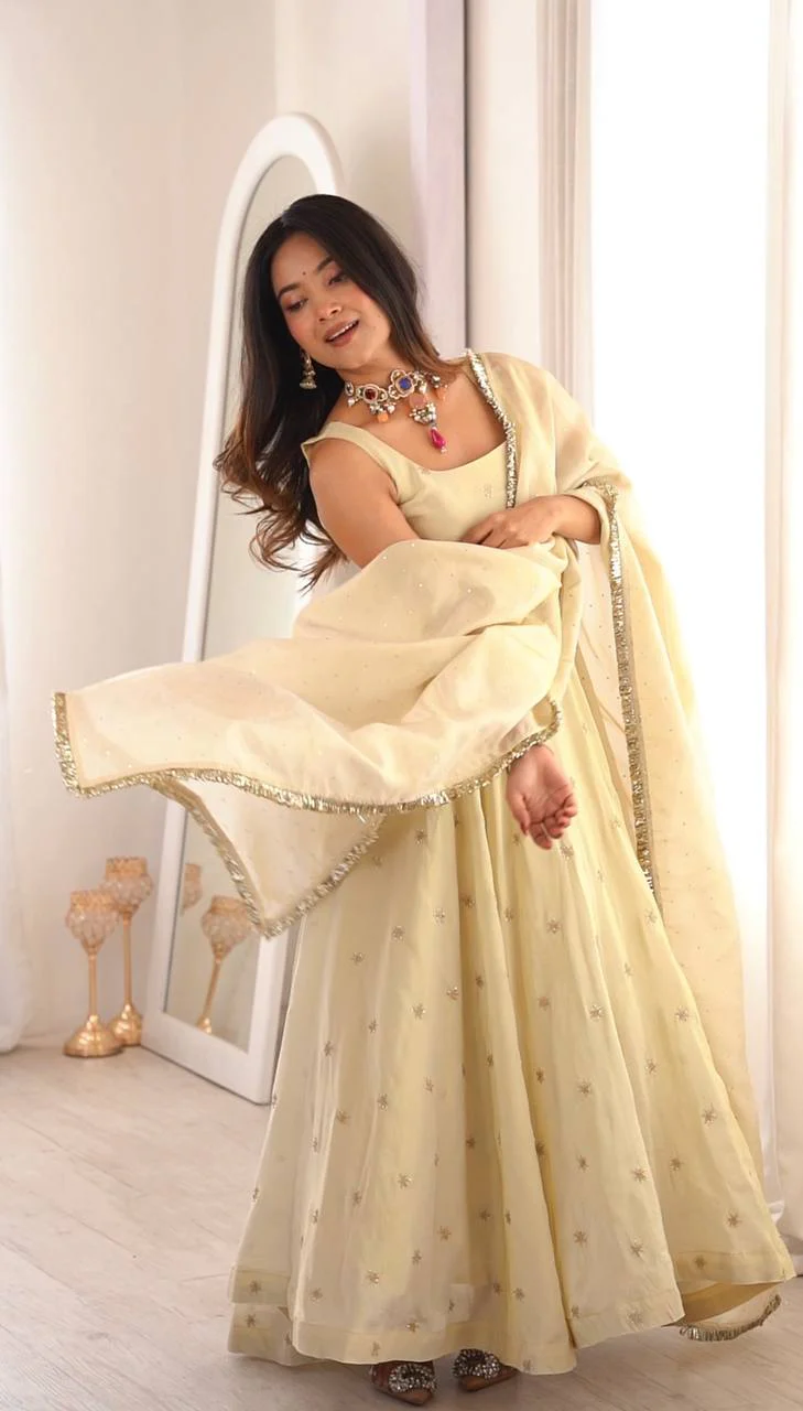 Radiant Elegance for Special Occasions - Image 7