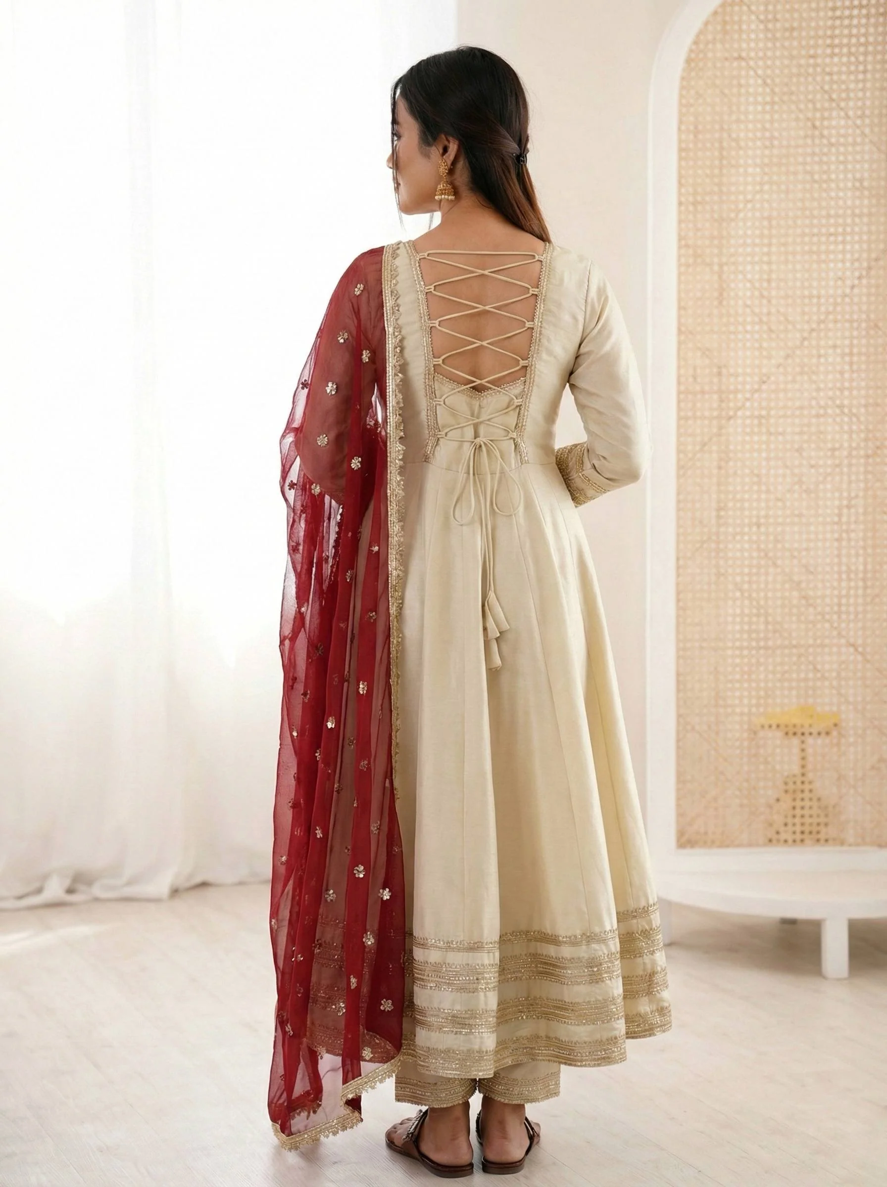 Timeless Charm for Special Occasions - Image 2
